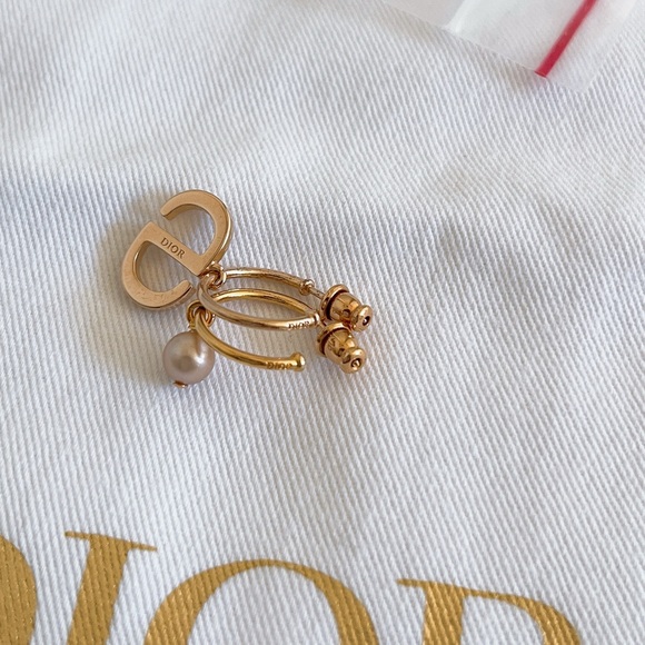 Dior Petit CD Earrings Pink-Finish Metal, Pink Resin Pearl and Pink Crystals - Picture 10 of 15